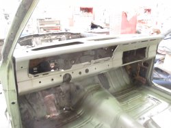 140618 67 Ford Fairlane (20).JPG